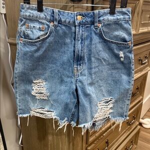 H&M bermuda jean shorts size 8 women